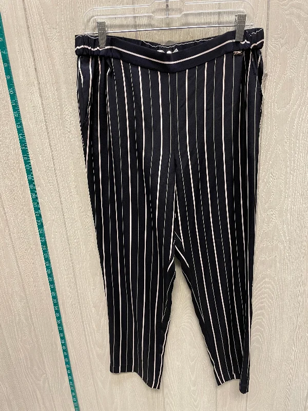 Casual Loose Fit Jeans-Pants Luxury Designer By St. John In Striped Pattern, Size: 8