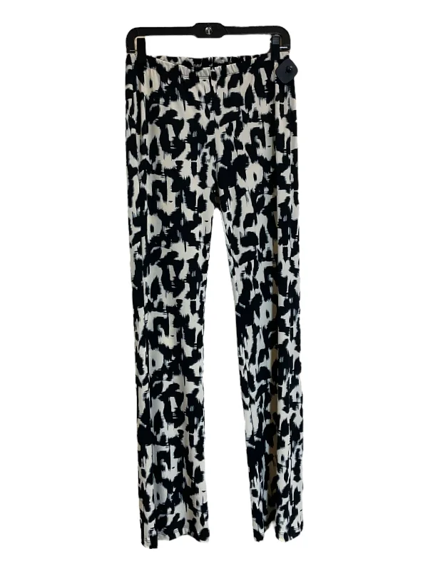 Comfortable Jogging Trousers-Pants Lounge By Clothes Mentor In Black & Cream, Size: L