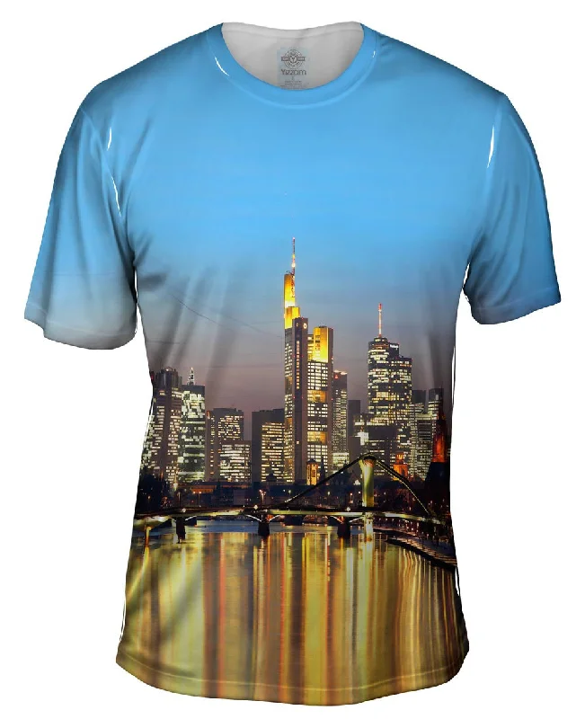 Casual Chic T-shirt-Skyline Frankfurt Germany